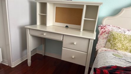 Madeline Pottery Barn Desk with Hutch