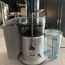 Breville 2 Speed Juicer