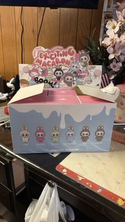Macaron Labubu