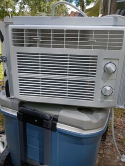 AC window unit