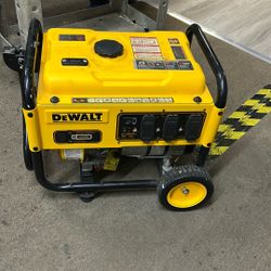 DEWALT GENERATOR 