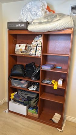 Free bookshelf