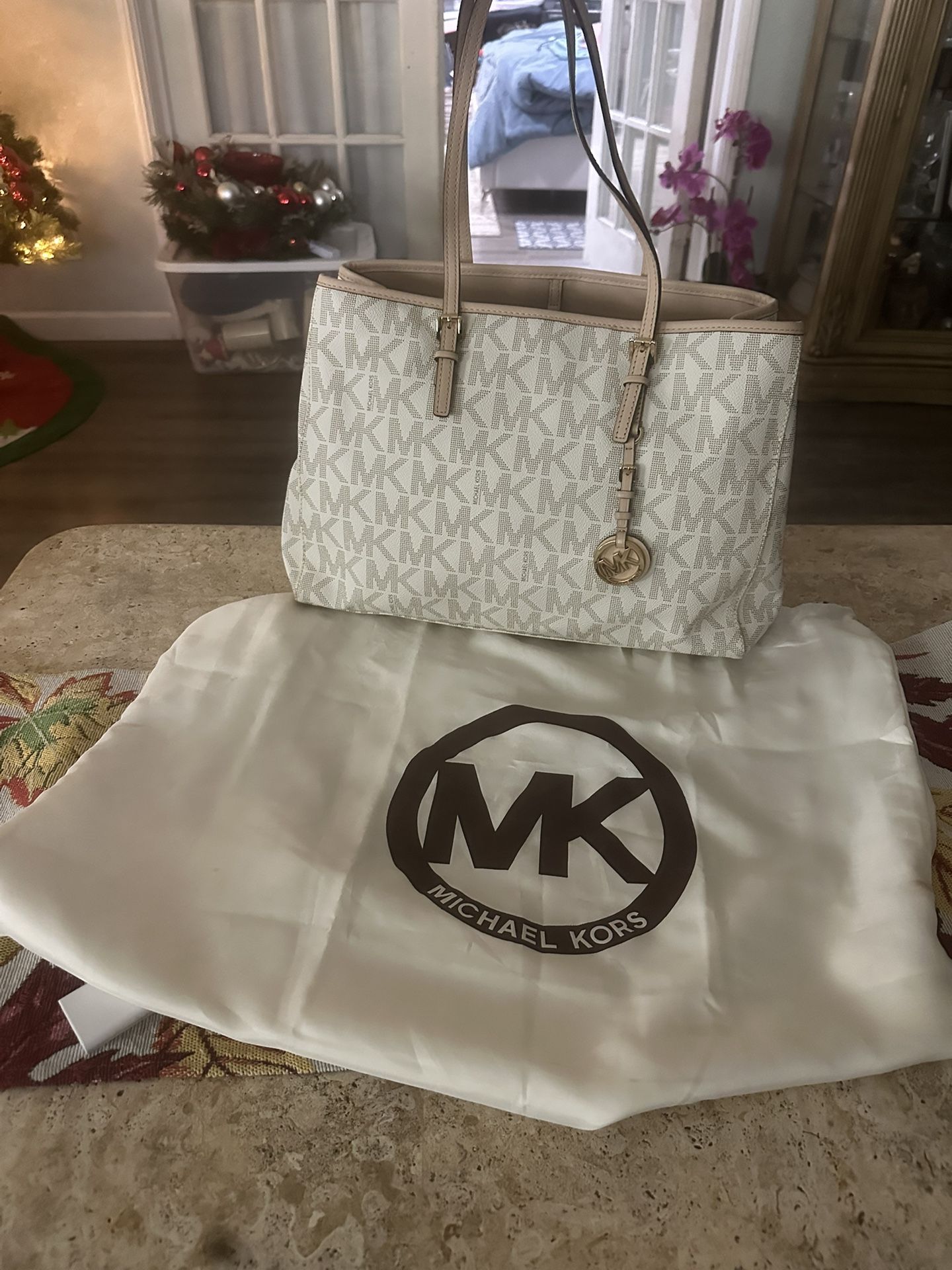 Micheal Kors Bag