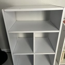 Bookshelf/Storage Shelf/Decorative Shelf 