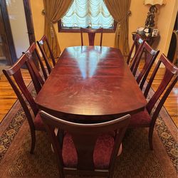 Dinning Table with 8 chairs