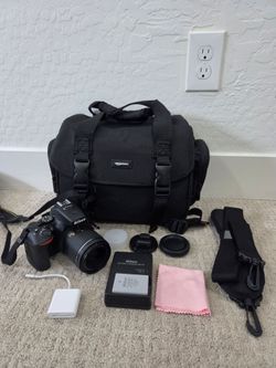 NEW Nikon D5600 Camera Kit + extras!