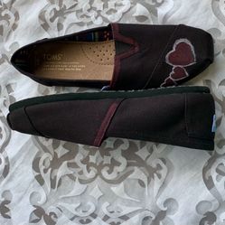 NEW TOM'S  (size 7 W)