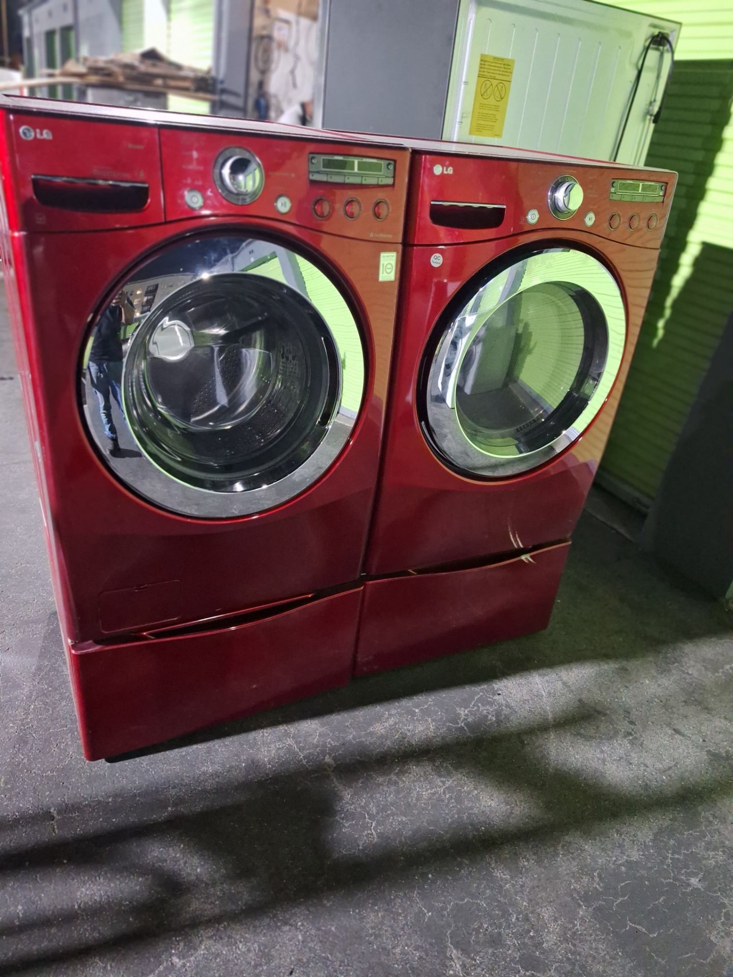 LG Washer & Electric Dryer Set