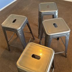 **MOVING SALE**Bar Or Island / Counter Stools