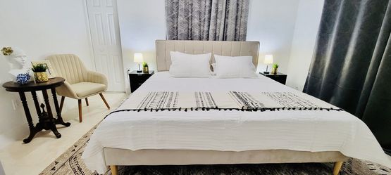 King Bed Velvet Beige Like New