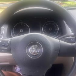 2014 Volkswagen Passat 