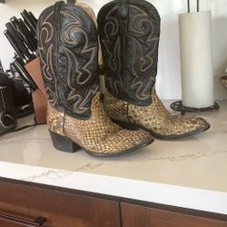 Crocodile skin  Cowboy boots 
