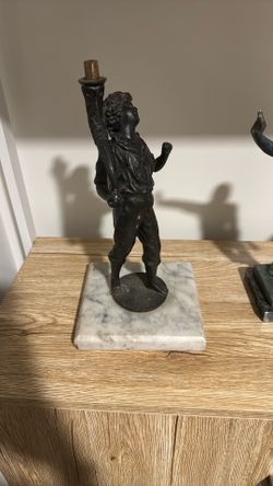 Sculpture Statue Candle Holder 