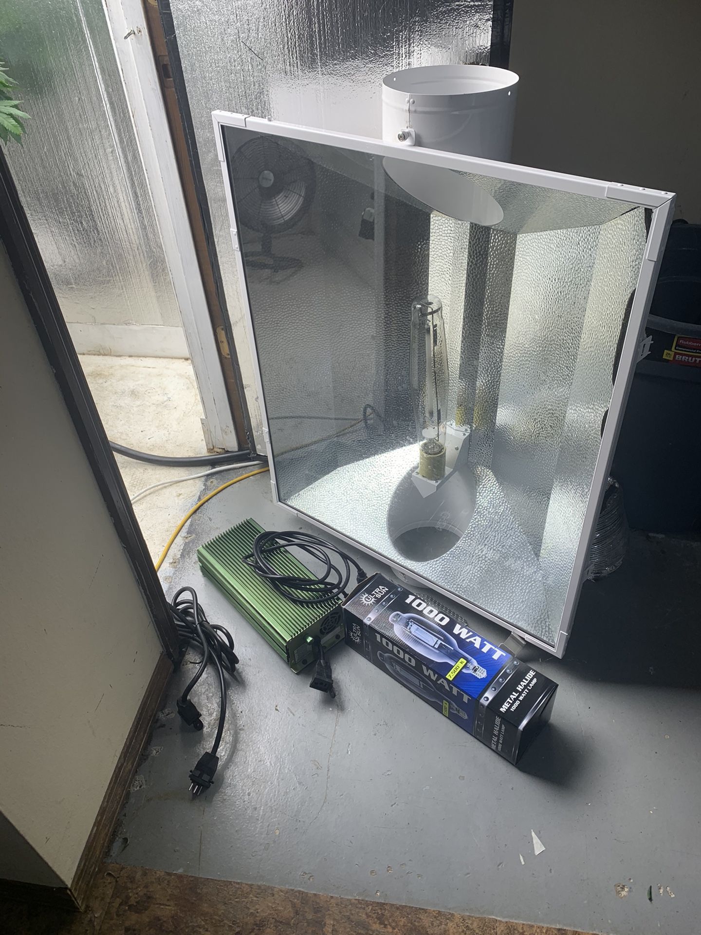 Grow Hood Ballast and bulb