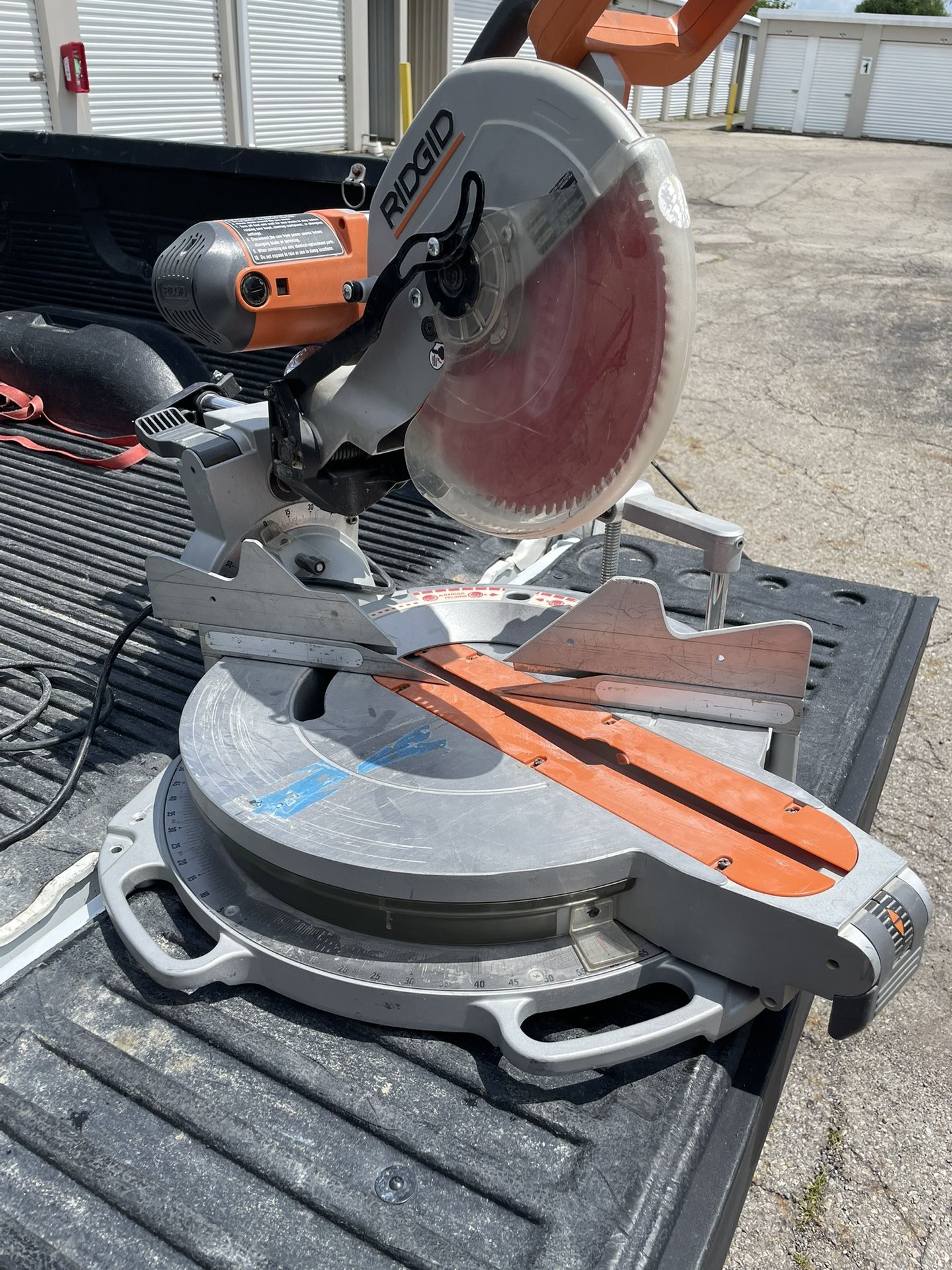 12” Double Beveled Miter Saw