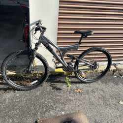 18Diamonback Bicycle