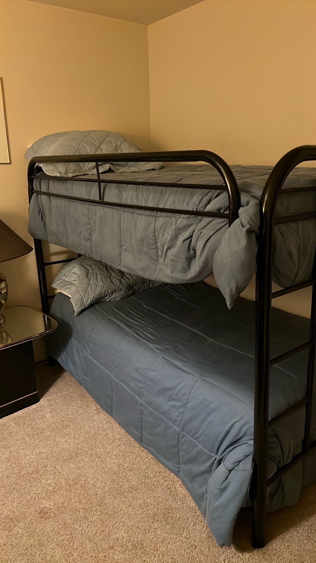 Bunk Bed With Linen, End Table And Lamp