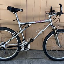 Vintage AMP Research B3 Specialized Full Suspension Mountain Bike