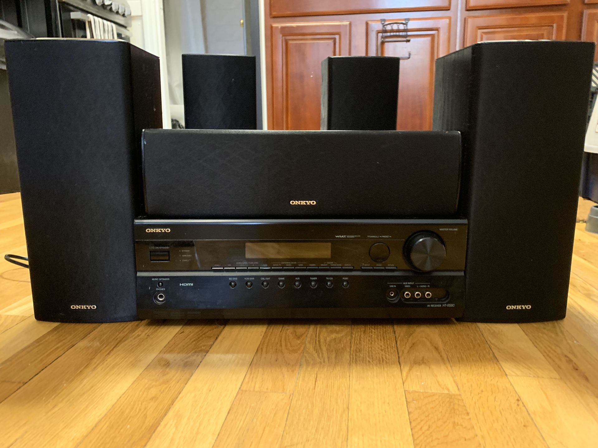 Onkyo HT-S5300 7.1-Channel Home Theater Receiver and Speaker Package