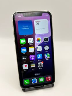 Apple iPhone 11 64GB Unlocked with Free Charger