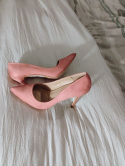 Rouge Helium lady's heels