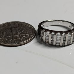 Anniversary, 10K White Gold Natural Diamond VVS SI Quality Vivid Bright, Size 7.25