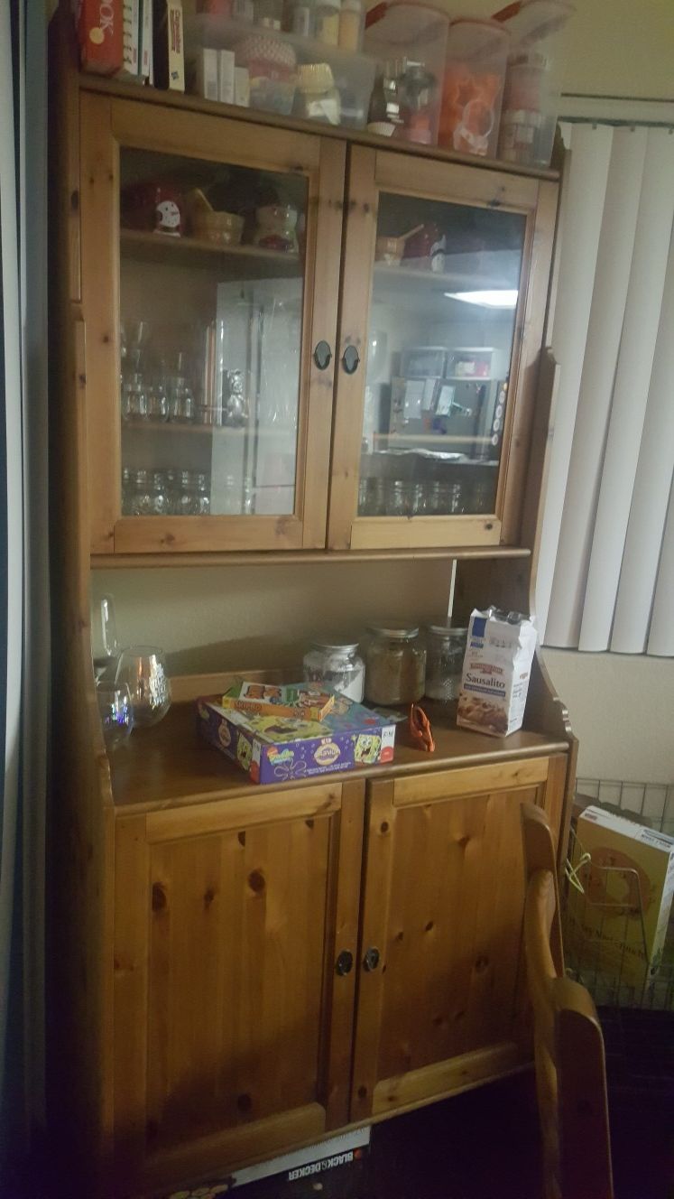 Kitchen hutch