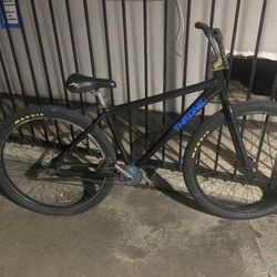 29inch throne Bike 