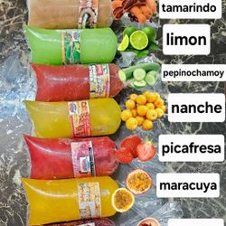 Hielitos, Topollillos, Charamuscas, Bolis O Paletas 