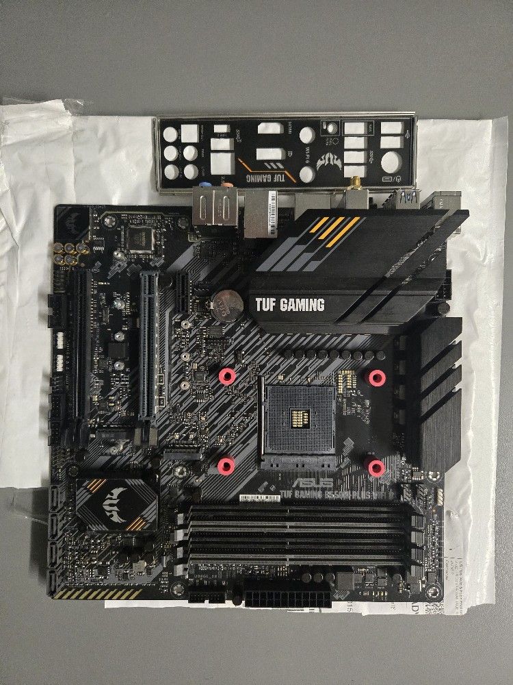 Mobo TUF GAMING B550 plus Wifi II / OPEN TO TRADE