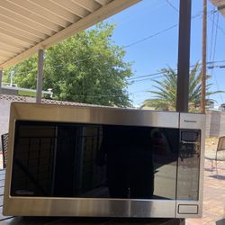 Panasonic Microwave 1250 w
