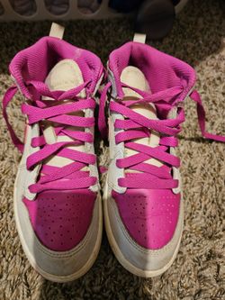 Girl nike