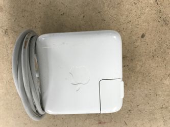 Apple Power Adapter