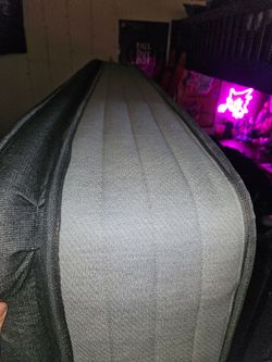 Queen Sealy Posturepedic Mattress