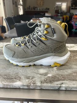9M Hola Kaha 2 Gore-Tex Goat Boot