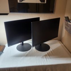 2 Lenovo Thinkvision T24i-10 Monitors 