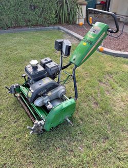 2012 John Deere 220SL Greens Reel Mower