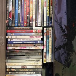 122 Huge Lot Of DvD Movies 