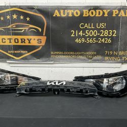 KIA SOUL 2023-2024 HEADLIGHTS AND CENTER GRILLE OEM