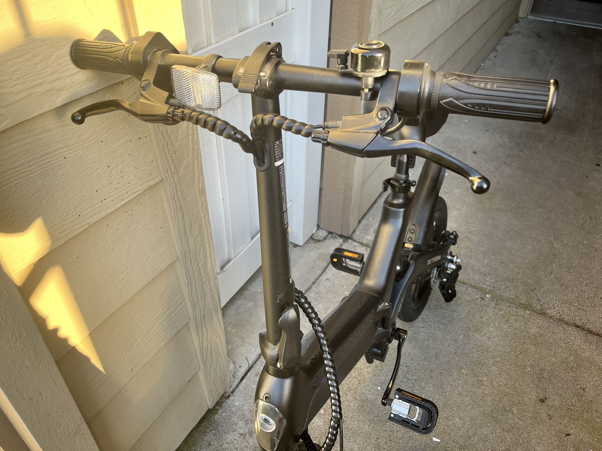 Jetson Haze Folding Electric Bike - Barely Used! Must Go! Great For Summer