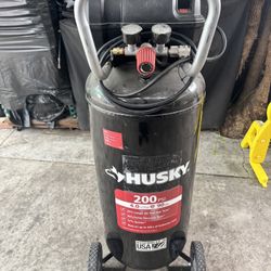 20 Gallon Husky Compressor 