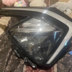 2022 2024 KIA SPORTAGE HEADLIGHT OEM RIGHT SIDE LED REFLECTOR 92102-P1