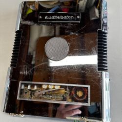 Old School Audiobahn Amp