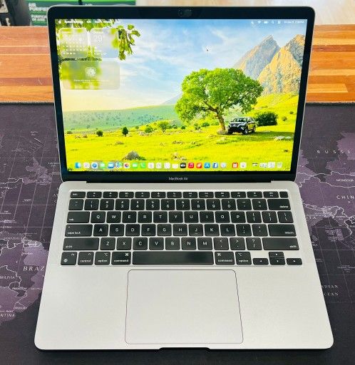 Apple MacBook AIR 2020 M1 CHIP 8GB 256GB Fully Functional