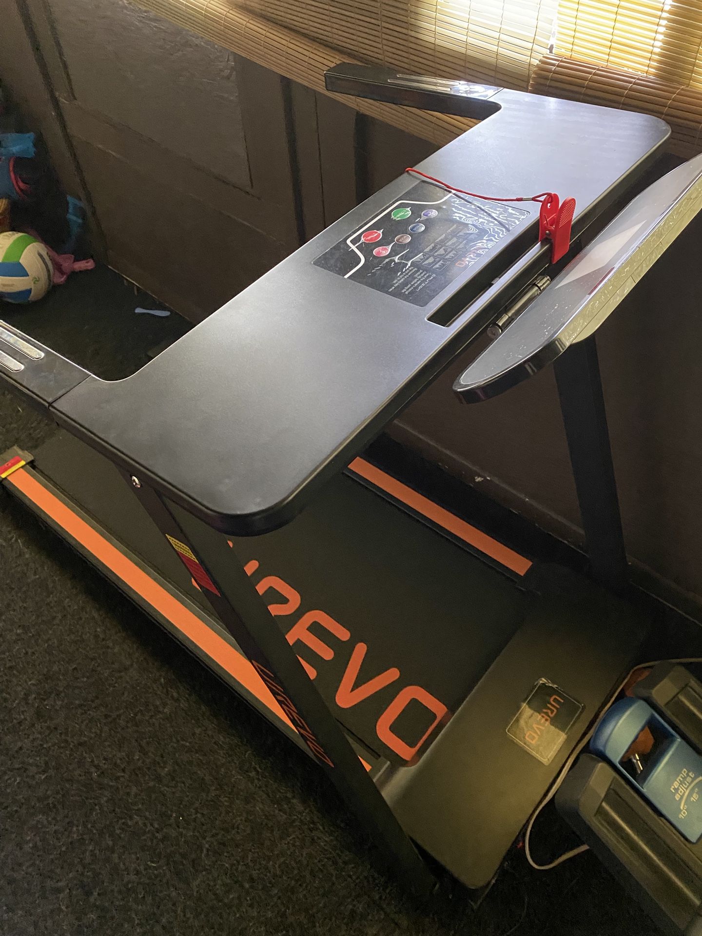 Treadmill 