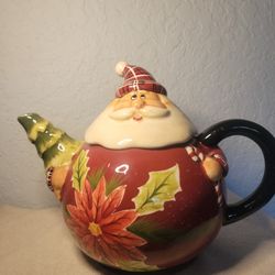 Santa Teapot 