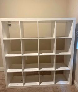 4x4 IKEA cube shelf