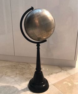 Decorative Metal Globe