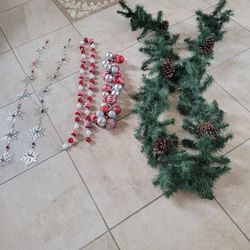 Garlands (Different Lengths)