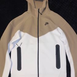 Nike Tech Jacket And Pants